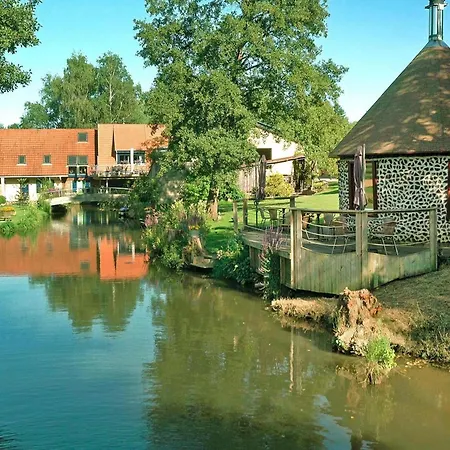 Farm In Pfaffenhofen With Indoor Pool アパート *